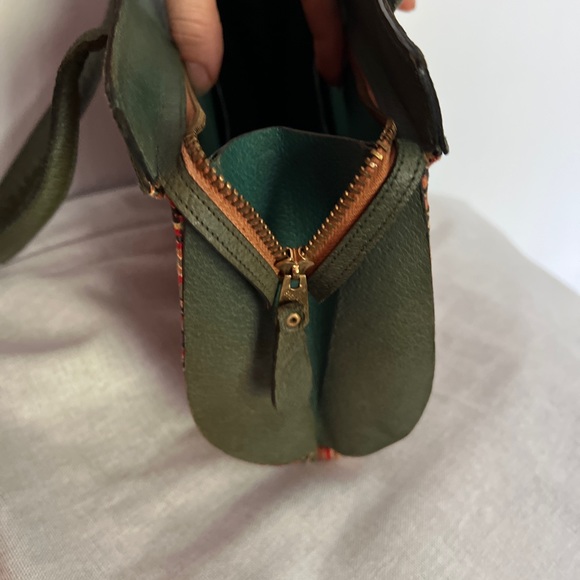 Detailed threaded purse with green, red, yellow, organ ge and black threading - Picture 8 of 11